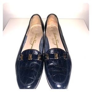Vintage 70s feragamo flats